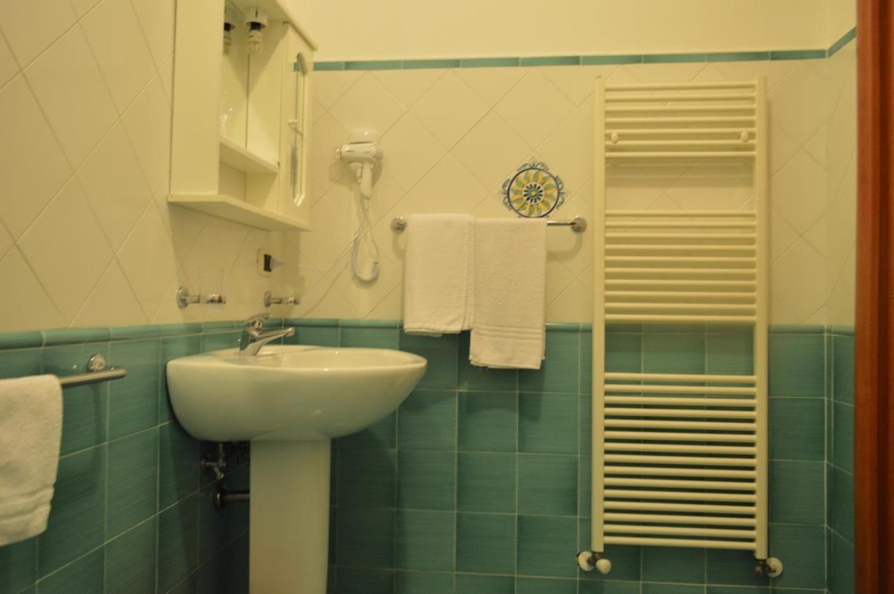B&B Scalea Rooms Eksteriør bilde