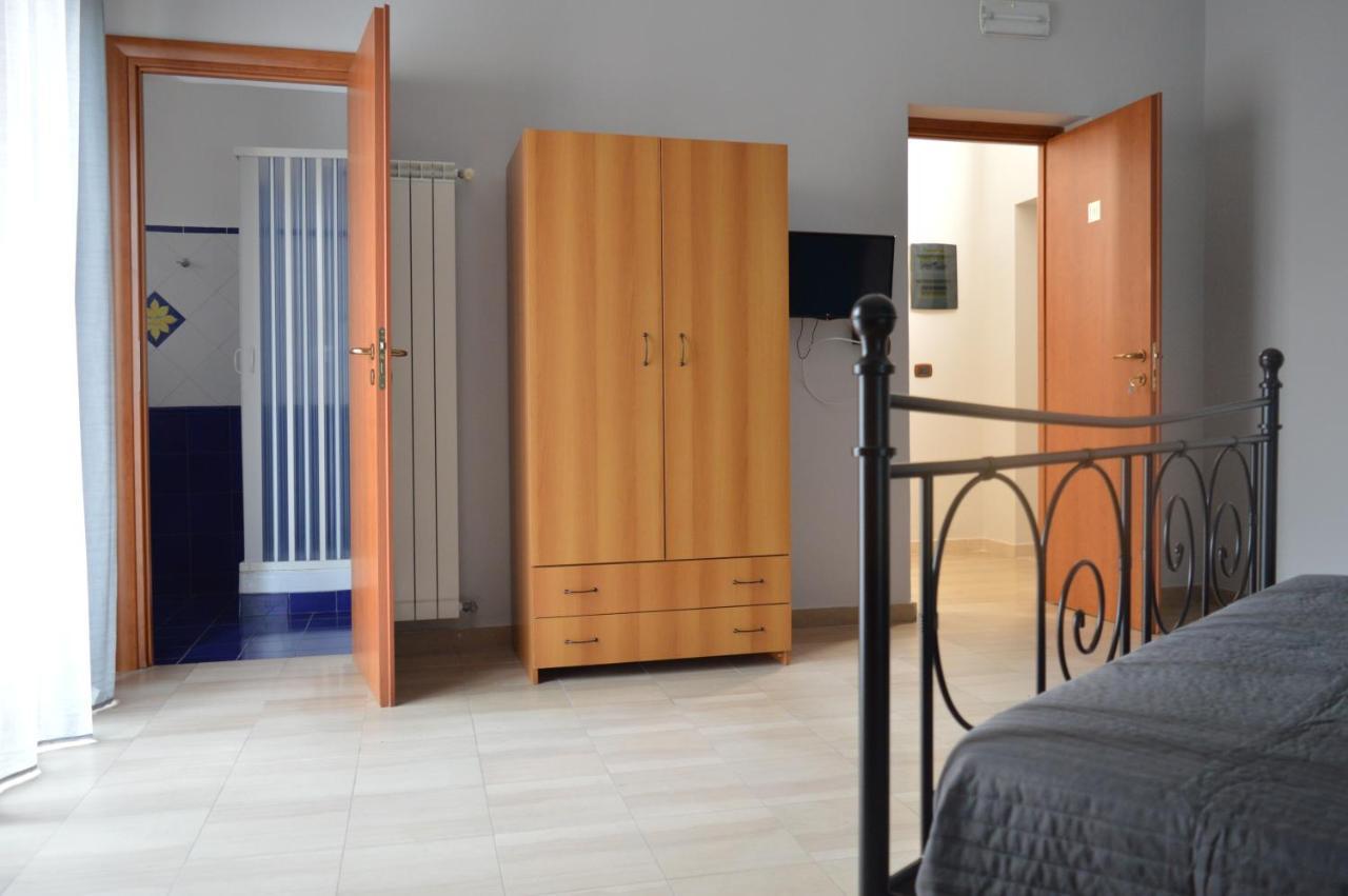B&B Scalea Rooms Eksteriør bilde