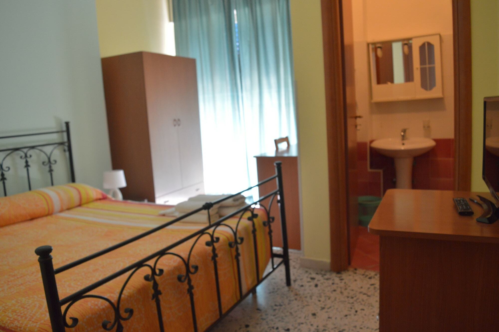 B&B Scalea Rooms Eksteriør bilde